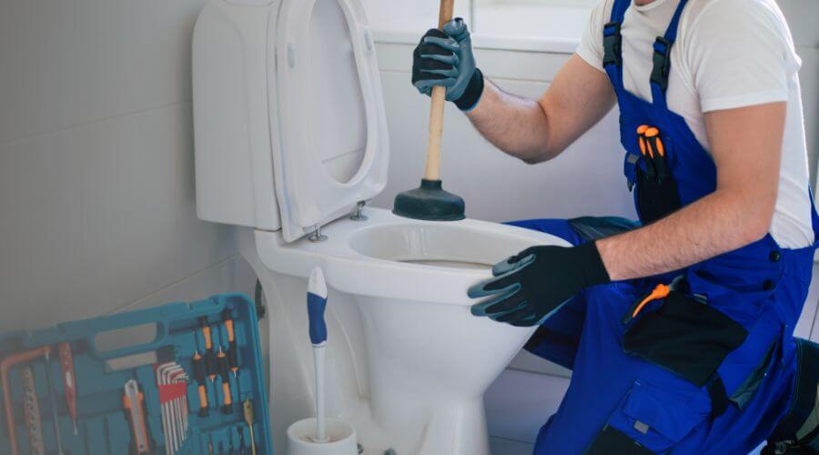Expert burst pipe repair services in Creekside, PA